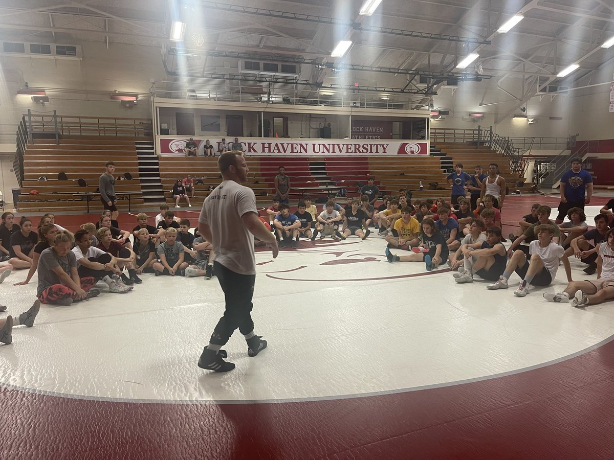 LockHavenWrstl's tweet photo. Day Three- @c_marsteller_ is back at the Thomas Fieldhouse 🔥🤼🦅#stellertrained https://t.co/jxOyzlZlhX