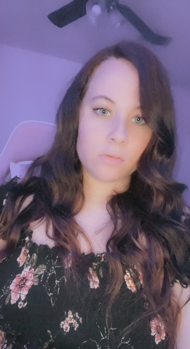 DitzyDaizey's tweet photo. The results ๐คฃ forgot to post last night #byebyeblonde #hellobrunette https://t.co/Alazfa2yHc