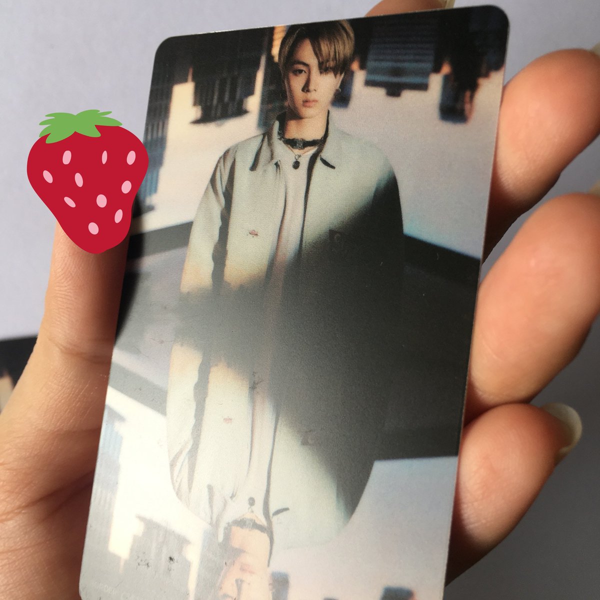 berry_merch's tweet photo. condition: typical ld marks, visible under light https://t.co/KyqQYZw7XB