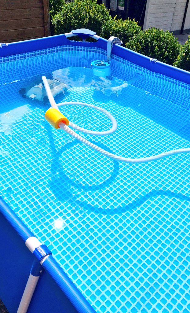 Joergemann's tweet image. So....,
- #Gartenarbeit ✔️
- #Einkauf ✔️
- #Poolpflege ✔️

Jetzt zur Belohnung #Kaffee und Kuchen #DieTasse☕️ 

Euch ein schönes Wochenende 🌞