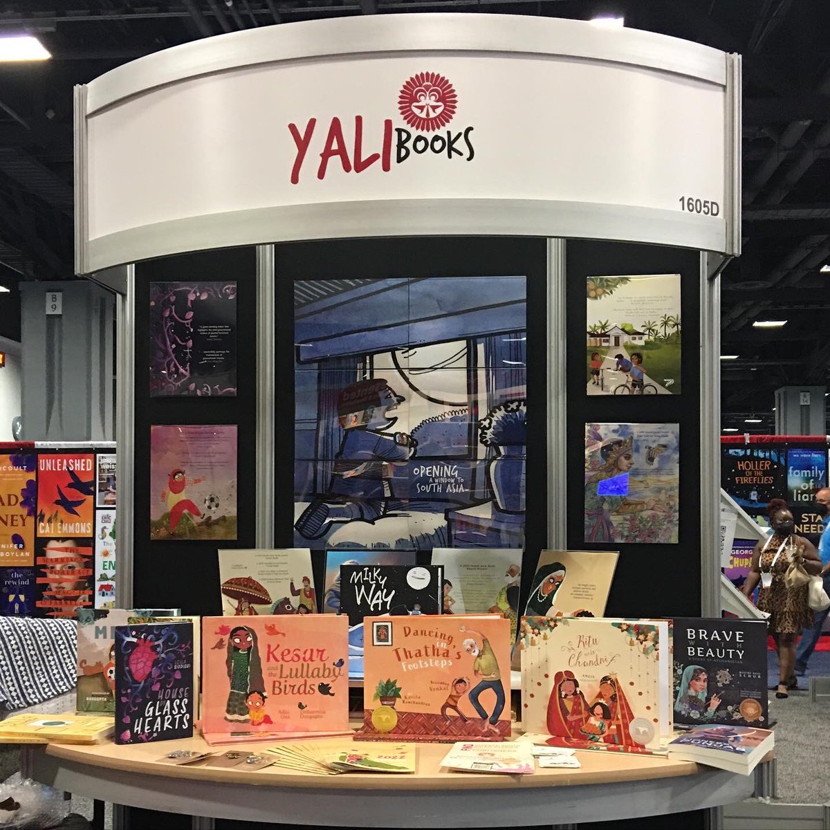 YaliBooks's tweet image. Good morning, #ALAAC22! Come by our kiosk in the Diversity Pavilion (1605D) and collect some beautiful bookish pins and key rings today! Just let us know you saw this post on social😊
@ALALibrary 

#loveislove #pridemonth #alaannual2022 #alaac