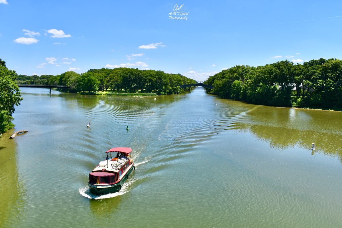 'Genesee and Erie'

Great day for a cruise where the Erie Canal meets the Genesee River.

6/26/21
Rochester, NY

@john_kucko @ErieCanalMuseum @ErieCanalway @ThePhotoHour @News_8 @VisitRochester @I_LOVE_NY #roc #ISpyNY