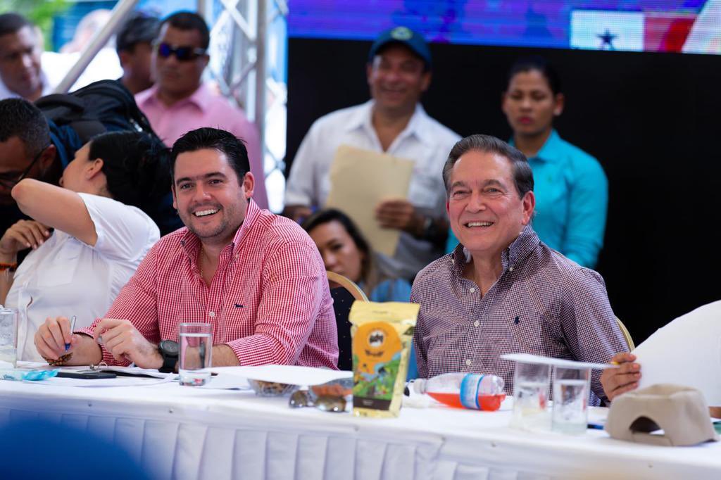 NitoCortizo's tweet photo. ¡Feliz cumpleaños @gabycarrizoj! 
Que Dios te bendiga siempre, te mantenga con salud, y te siga guiando en la misión de servir a tu país. ¡Estoy orgulloso de ti, gracias por tu gran compromiso con la patria! https://t.co/OnkGDFc0ZI
