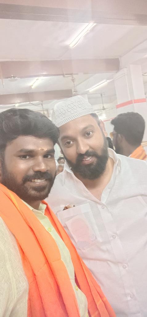 AnandLithesh's tweet image. பொய்வழக்கு போட்டு பாஜக வின் வளர்ச்சியை தடுக்க நினைக்கும் திமுக வின் சர்வாதிகார போக்கை கண்டித்து இன்று திருச்சியில் நடைபெற்ற மாபெரும் போராட்டத்தில்....
👆👆👆👆
கொத்தடிமை கூட்டமே கவனம் கொள் 🔥🔥🔥
அடுத்து வருவது தமிழகத்தில் தாமரை (எங்கள் )ஆட்சி 🚩🚩💪💪💪