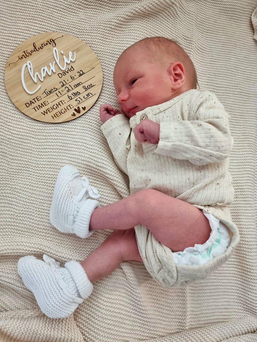 JodieKateVR's tweet image. Our baby boy is finally here 💙 Charles David 💙