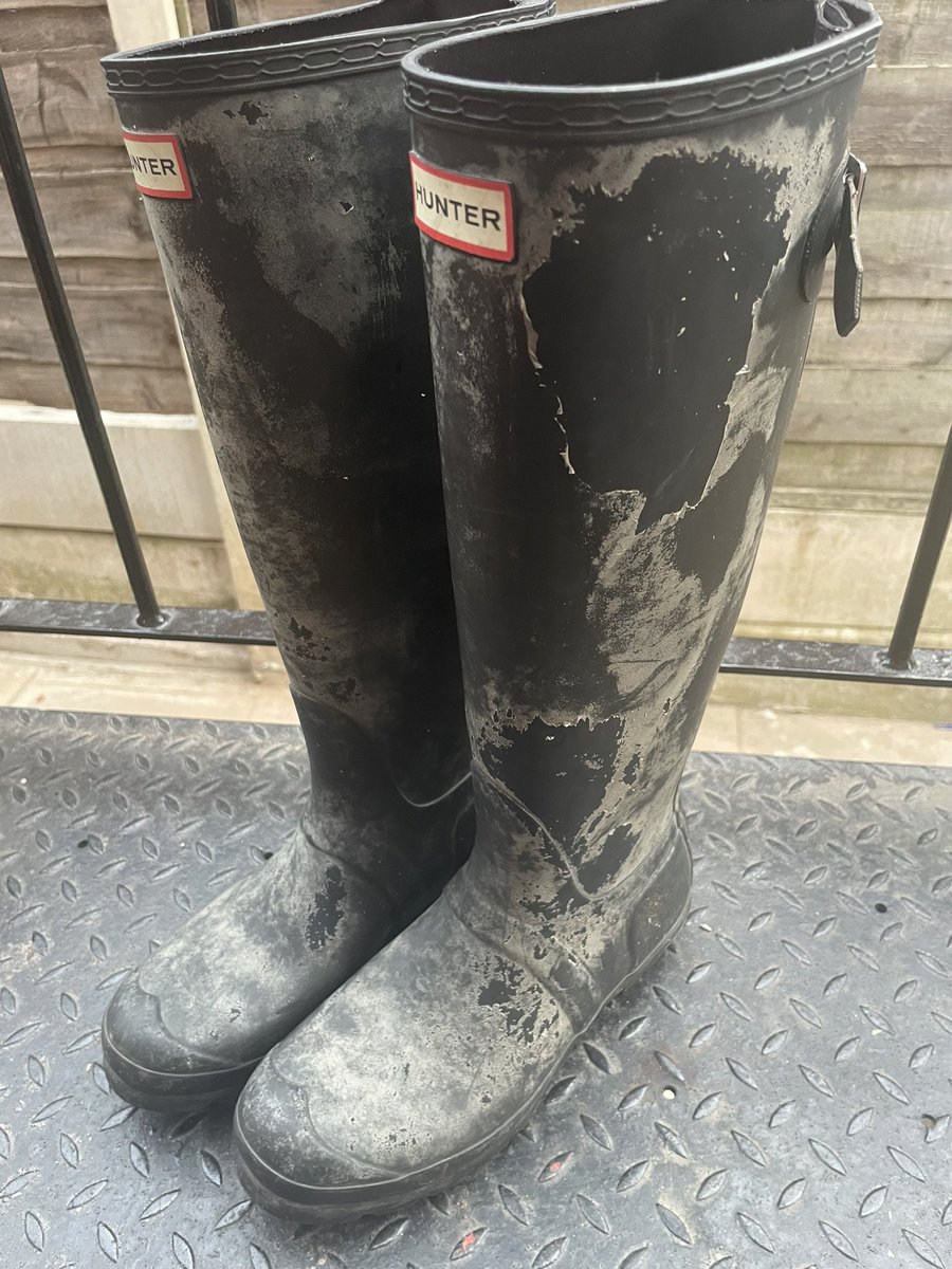 Ericameagher's tweet photo. @HunterBoots @verygaypaint @OutRightIntl https://t.co/Q9qfFoWIaf