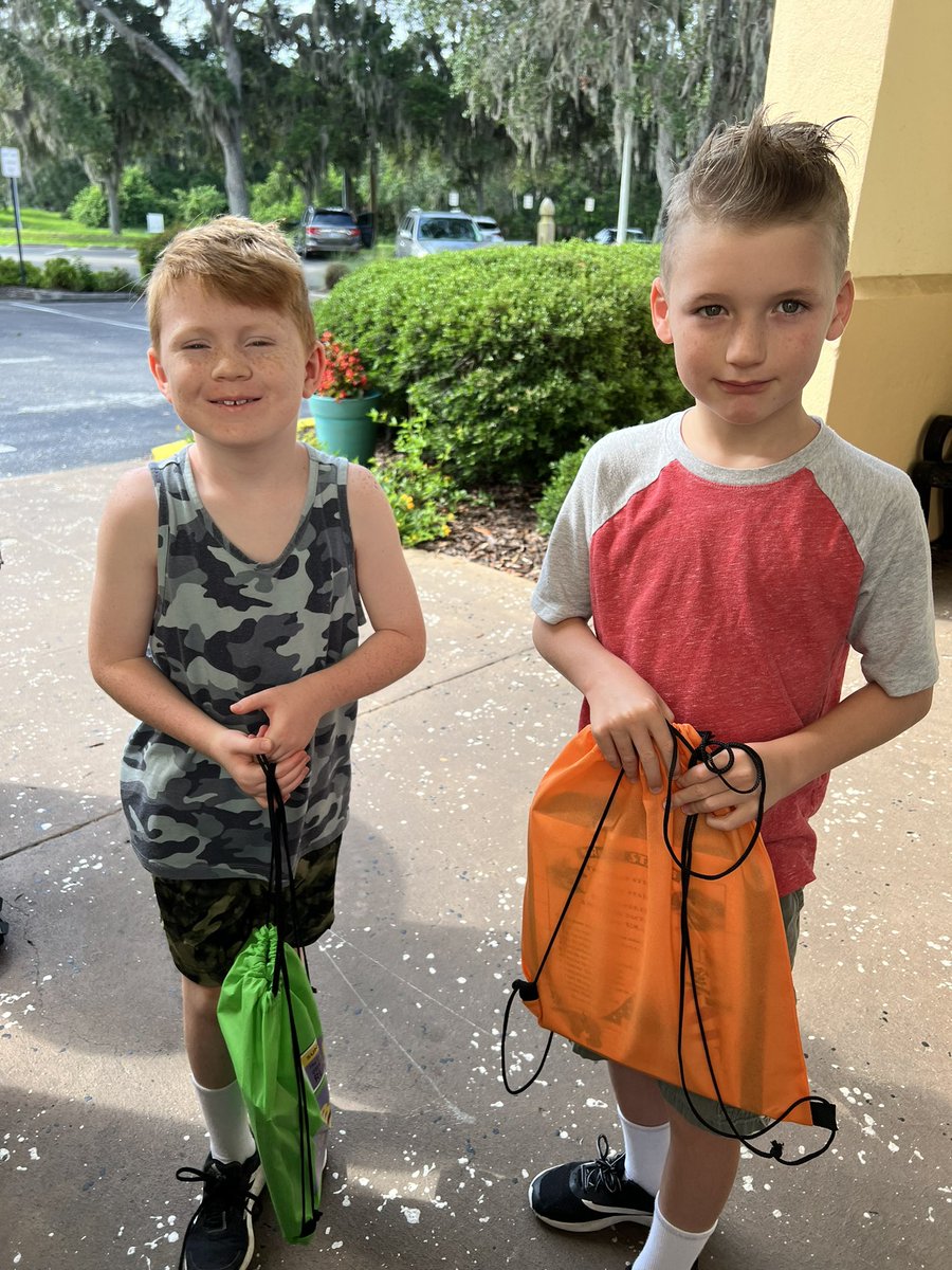 Happy 😃 faces at the second distribution of #TBIC @RockyBluffLibrary <a href="/SuncoastCGLR/">Suncoast GL Reading</a> <a href="/ThePattersonFdn/">The Patterson Foundation</a> <a href="/matthews_tpf/">CJMatthewsTPF</a>