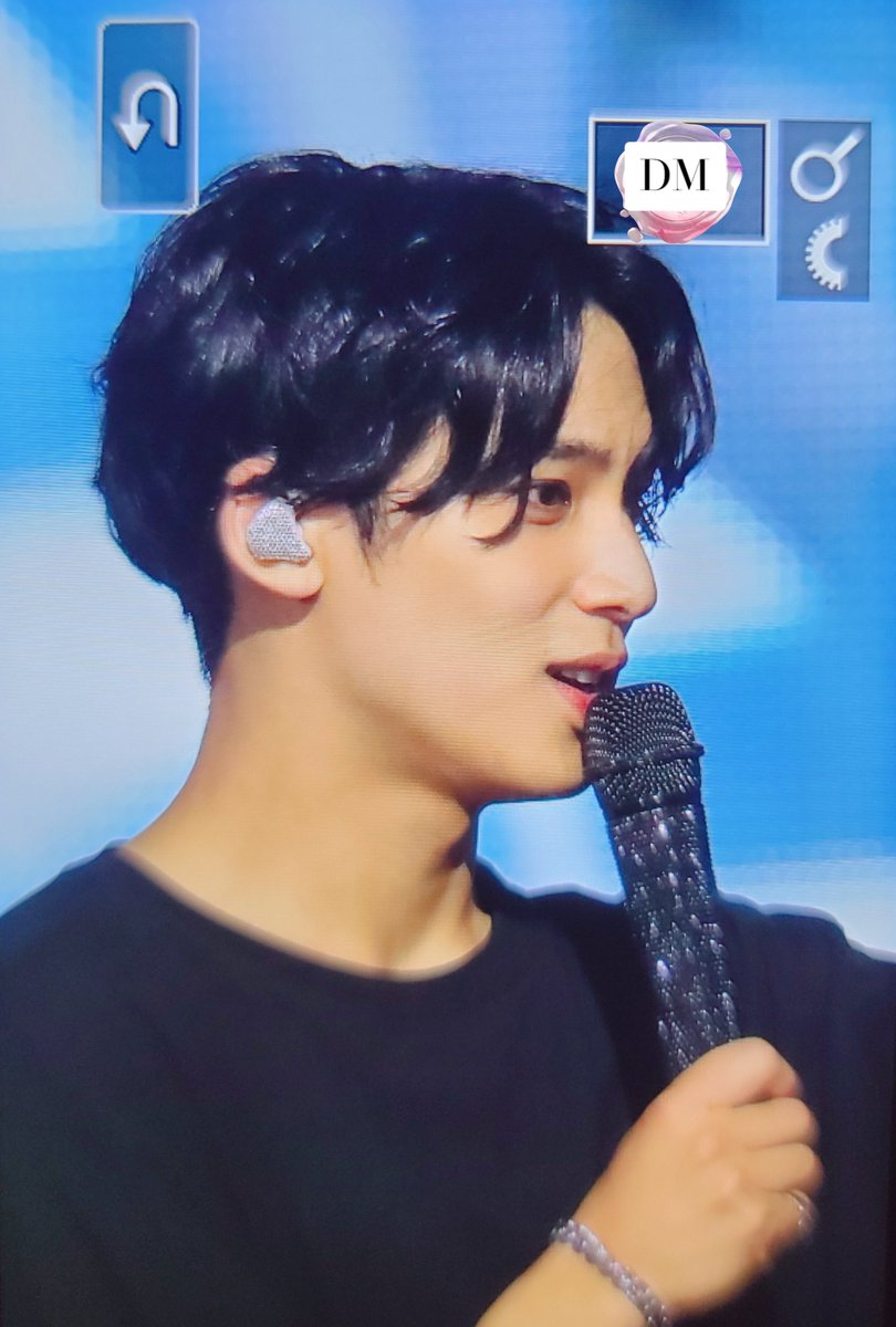 220625 BE THE SUN preview
나약한(
#민규 #MINGYU #세븐틴 #SEVENTEEN <a href="/pledis_17/">세븐틴(SEVENTEEN)</a>