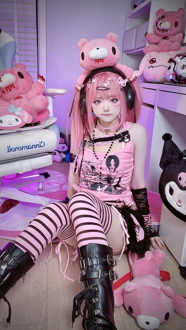 Twitterのコスプレ画像22