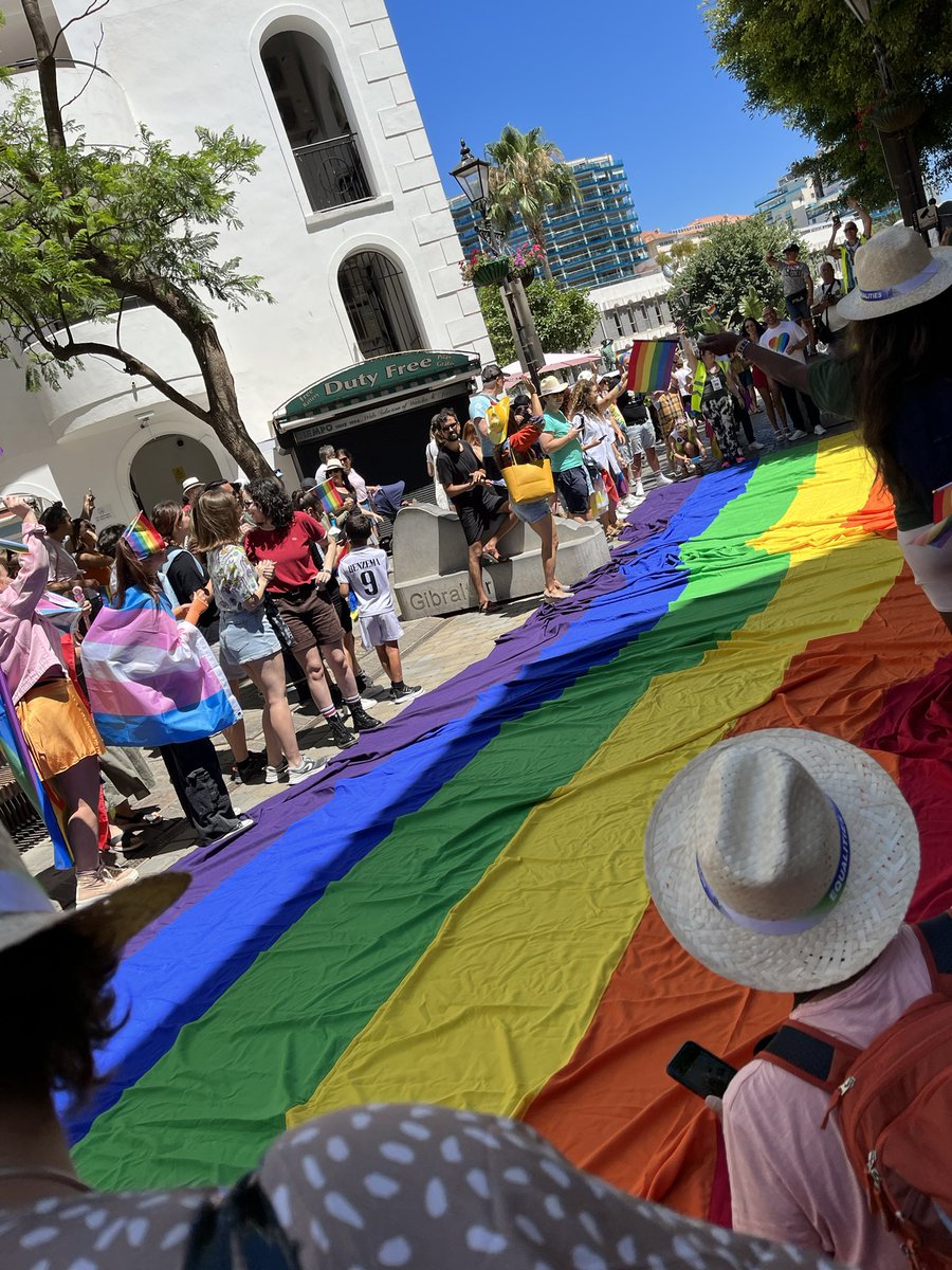 leticdg's tweet photo. En el #gibraltarpride, porque nuestros derechos LGTBIQ+ importan en cada lugar, en cada frontera, en cada momento. ✊🏾 En el Campo de Gibraltar tenemos nuestro orgullo @OYDCG empezando mañana y hasta el domingo que viene 🔥 https://t.co/ZlIx8pkMMu