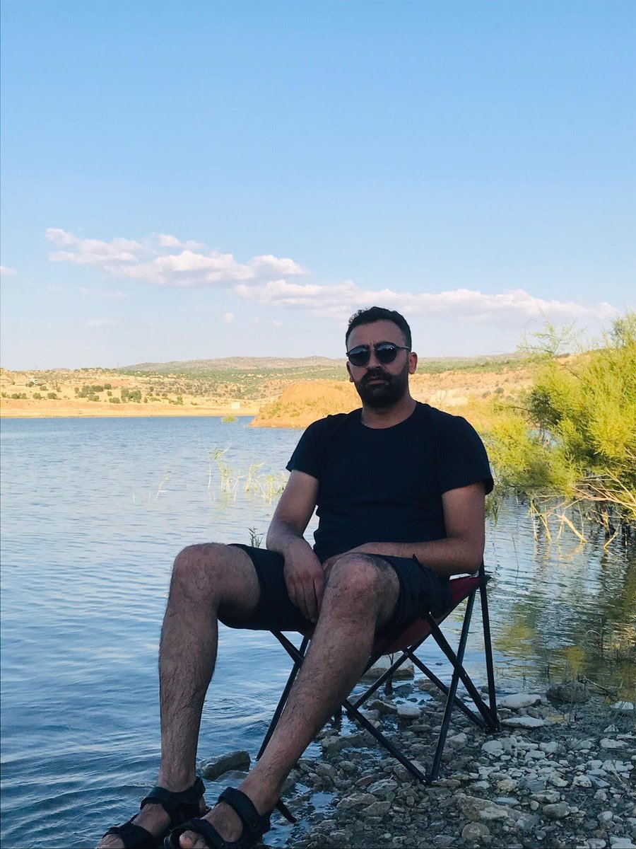 abdrhmkaya's tweet photo. "Her şey gider, her şey geri gelir, sonrasızca döner varlık çarkı. Her şey ölür, her şey yine çiçeklenir; sonrasızca sürer varlık yılı."

—Böyle Buyurdu Zerdüşt https://t.co/8loFPhkNY0
