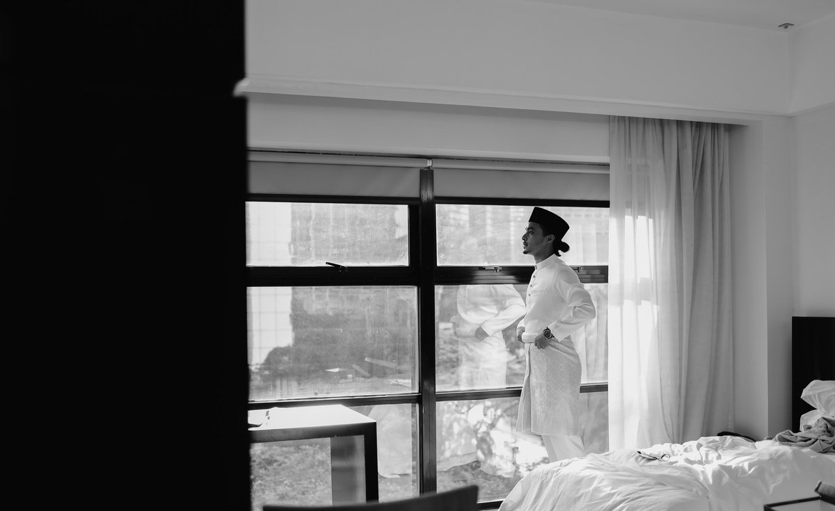 Hazwanrl's tweet image. After 2 years of waiting, dapat juga balik and kahwin dekat Malaysia. Alhamdulillah selesai with sekali lafaz 🥰🤲🏻