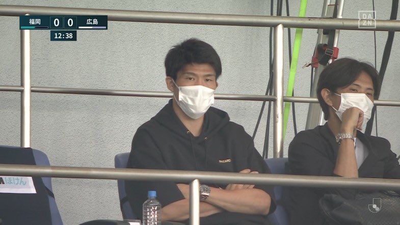 Afcstuff Takehiro Tomiyasu In Attendance To Watch His Former Club Avispa Fukuoka As They Lost 3 1 To Sanfrecce Hiroshima In The J1 League Earlier Today The Club Honoured Tomiyasu S Visit