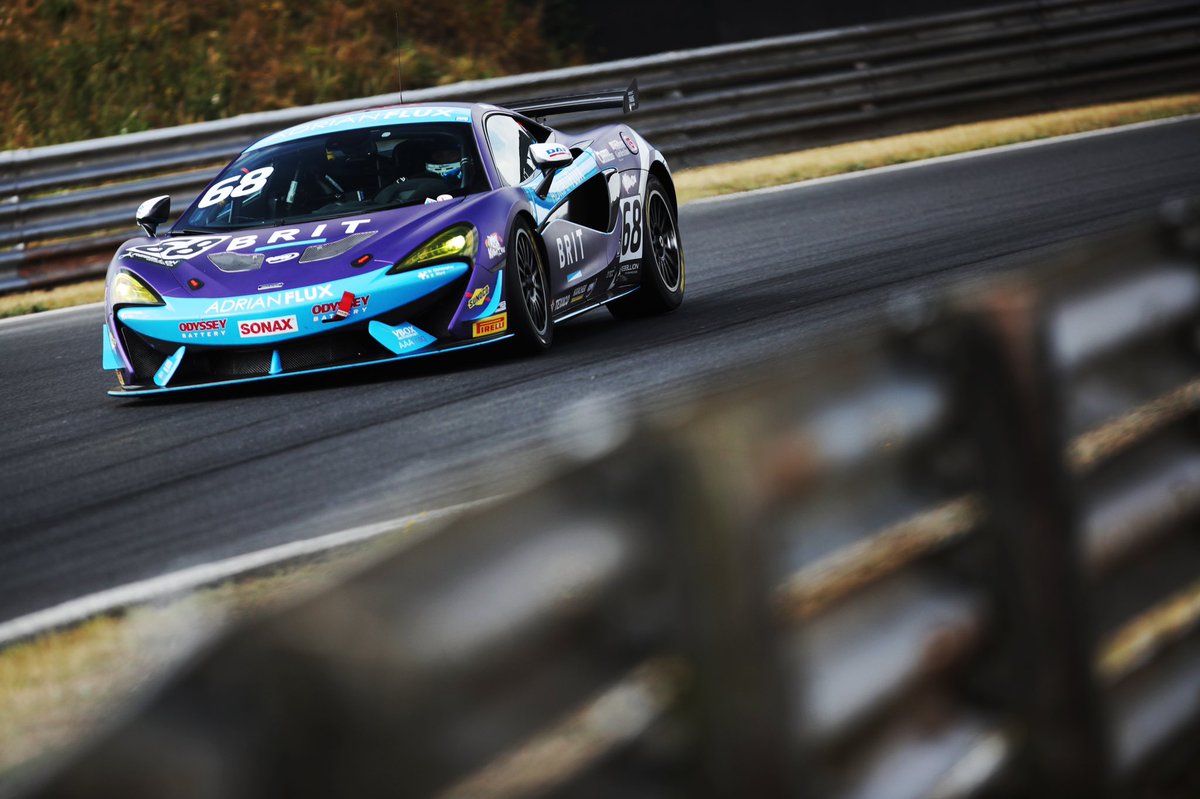 Happy with qualifying. Not perfect but lots of positives to be taken from it. Rest up this evening ready for an action packed day tomorrow.
Race 1 10:45
Race 2 16:05
📸 <a href="/JakobEbrey/">JEP</a> 
#Motorsport <a href="/BritishGT/">🇬🇧 #BritishGT 🏁</a>