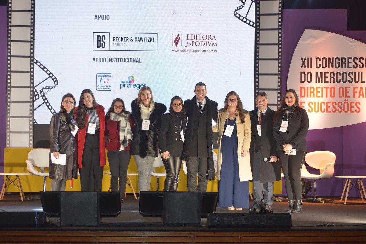 IBDFAMRS's tweet image. Apresentação dos pôsteres selecionados no #congressomercosul