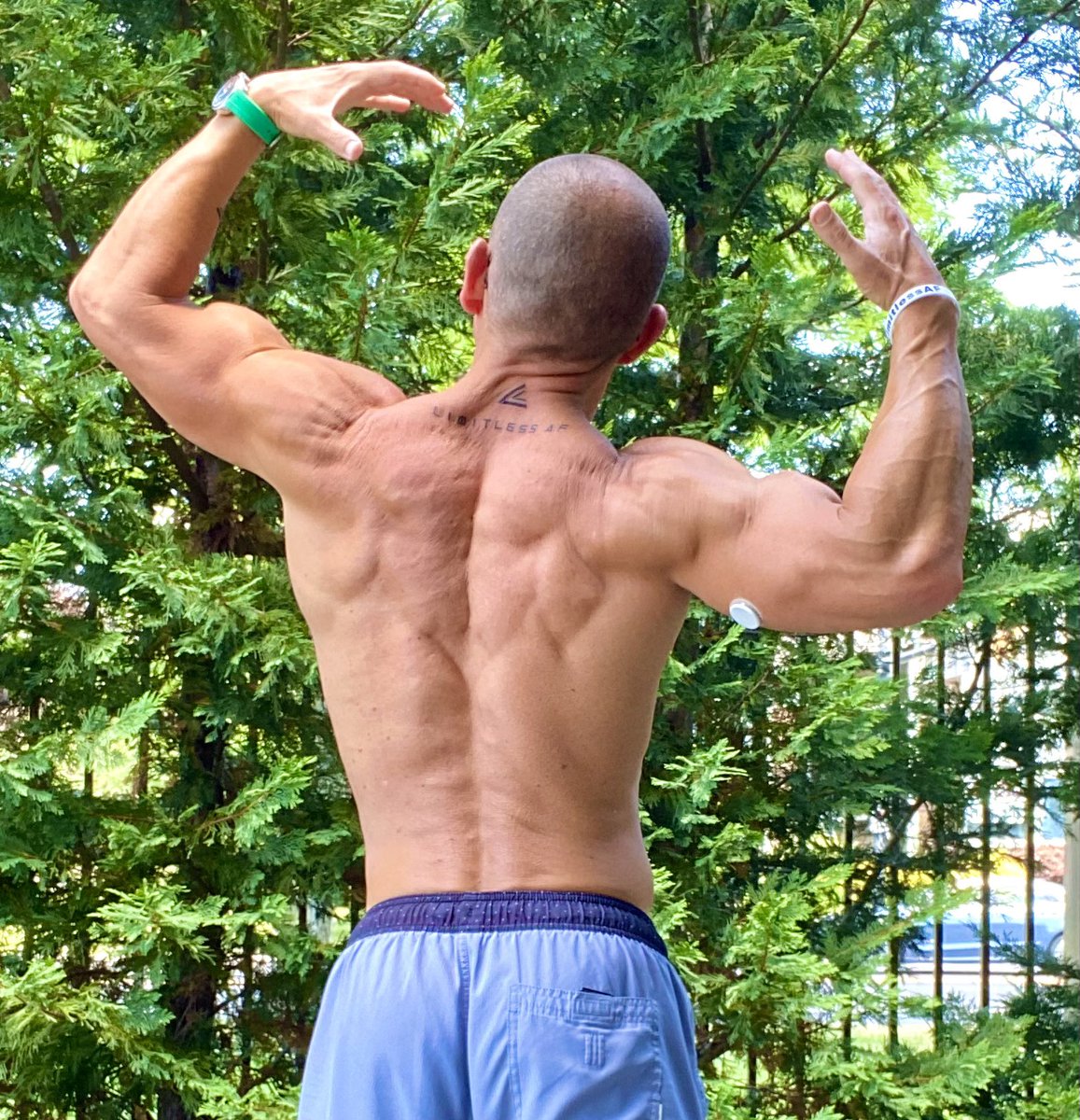 adamfiore111's tweet photo. Playing with shapes at @LifeTime_Life. #LimitlessAF #lifetimefitness #health #fitness #antiaging #longevity #wellness #Diet #keto #healthtech @FreeStyleDiabet #diabetes #FreeStyleLibre @Do_Not_Age @JeffBezos @PeterDiamandis @PeterAttiaMD https://t.co/haXTjeX79a