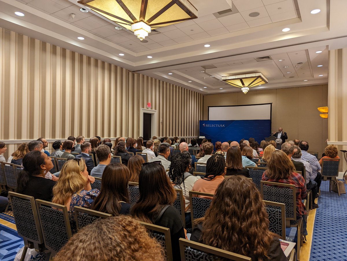 Team <a href="/SelectUSA/">SelectUSA</a> has arrived and is #SelectUSASummit ready 🏃💨 Our colleagues have traveled from across the globe to be here for the 2022 Investment Summit. We are looking forward to DAY 1, tomorrow! 🌍✈