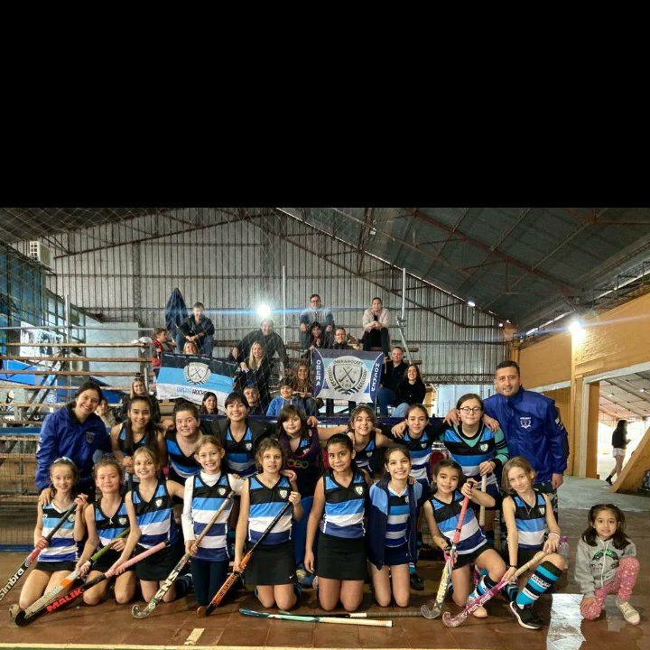 HockeyObera's tweet photo. Hay futuro porque hay presente 
Sub 12 💙🤍🖤
@diegocarraro2 @NailaGarcia99 @EtheelRodriguez @Natalydrozeski @Gigii__gallardo https://t.co/uG2aYsOz5O
