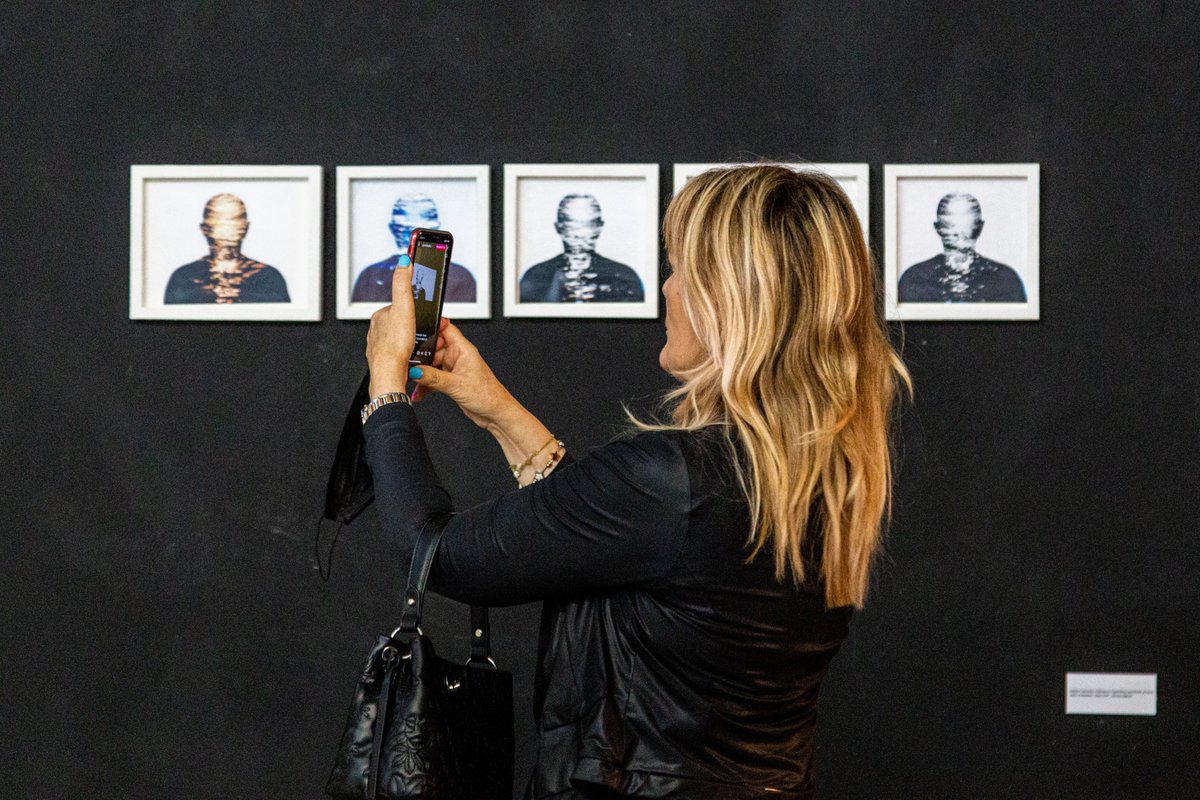 UrbanfestCA's tweet photo. Some more pictures of the opening of the group exhibition #LaMemoriadellAcqua hosted by #TemporaryStoring - #FondazioneBartoliFelter.
This is the first event of #CagliariUrbanfest, urban and visual arts festival created by @ac_asteras.
Keep following us❣️
📷 M. Frau https://t.co/CDUy13N9gK