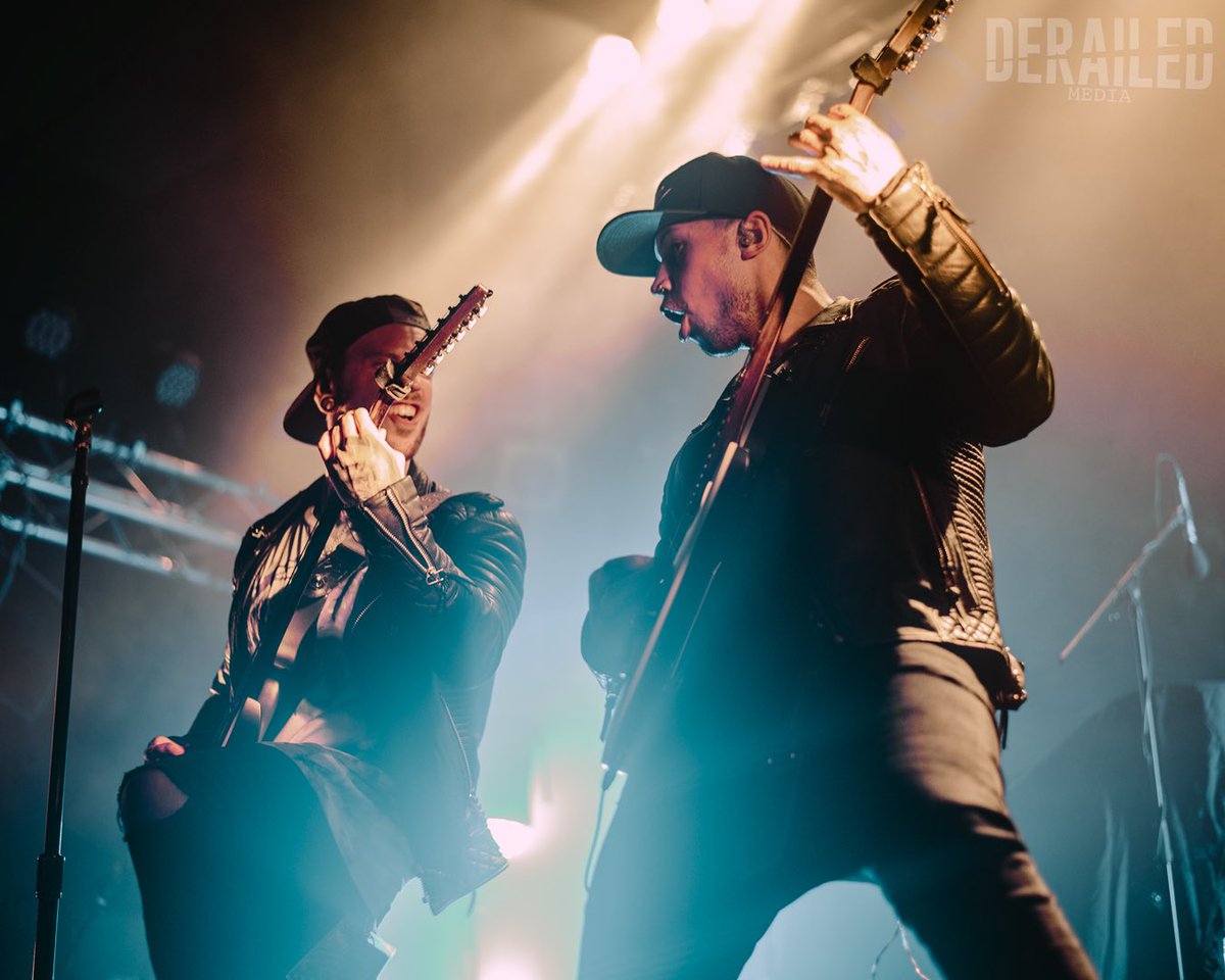 DerailedMedia's tweet photo. Stoked to share some first impressions of @InVisionstweets from their show in Hamburg last Tuesday at @KnustHamburg . Stay tuned for the full gallery and review! 🤘🏻
.
.
📸 @NH_Photo33 
.
.
#derailedmedia #derailedteam #InVisions https://t.co/edcHKDR3C8