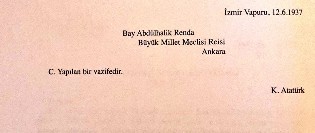 Mal varlığını millete bağışladığı anı hayatının en mutlu anı olarak nitelendirip duygulanan Atatürk, bu mektuba şöyle bir yanıt verdi. 

"Yapılan bir vazifedir"
