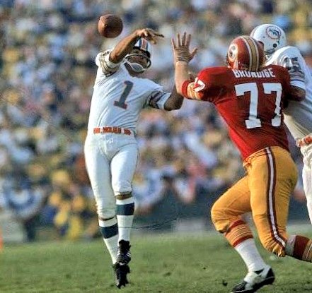 FB_Helmet_Guy's tweet photo. @NFLonCBS https://t.co/JNlMQ7eb3p