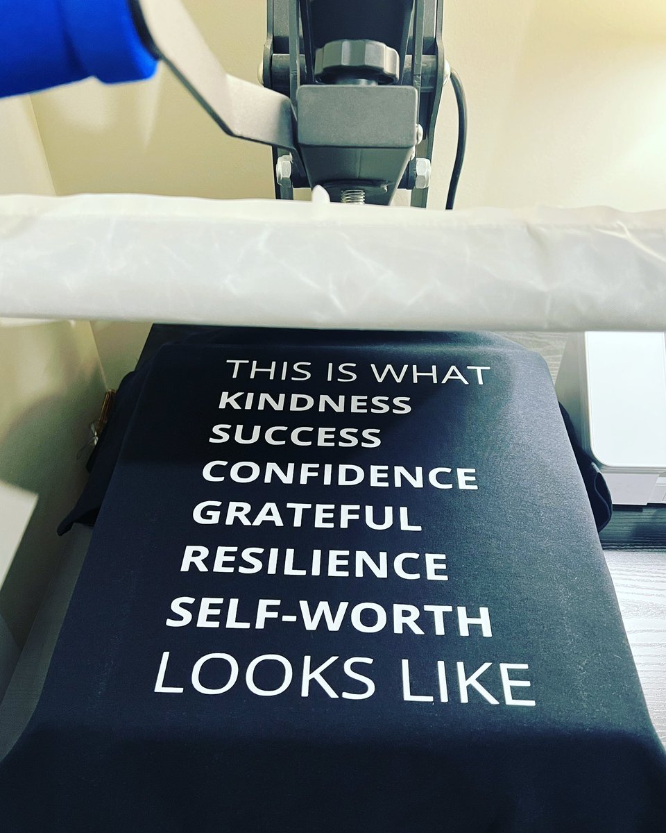 CCustomWear's tweet photo. Another order on the way out…
If this message hits home, grab yourself one too.

Shop this design &amp; more at https://t.co/VFPYzmXEbd

#kindness #confidence #grateful #resilience #selflove #selfworth #motivation #positivity #resilience #powerfulblackwomen #womanowned #blackowned https://t.co/YwpzVJ2l5T