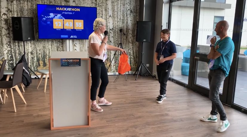 🗳 Seconde partie du tirage aux sort de l’ordre de passage des équipes du <a href="/hackathon_ima/">HackathonIMA</a> lors de la présentation, ouverte au public, qui aura lieu ce dimanche à @GroupeIMA. #kackathonIMA
7. Maxou (Éclair de génie)
8. Console Log
9. Team qui assure
10. <a href="/WEKEYJob/">WEKEY !</a>