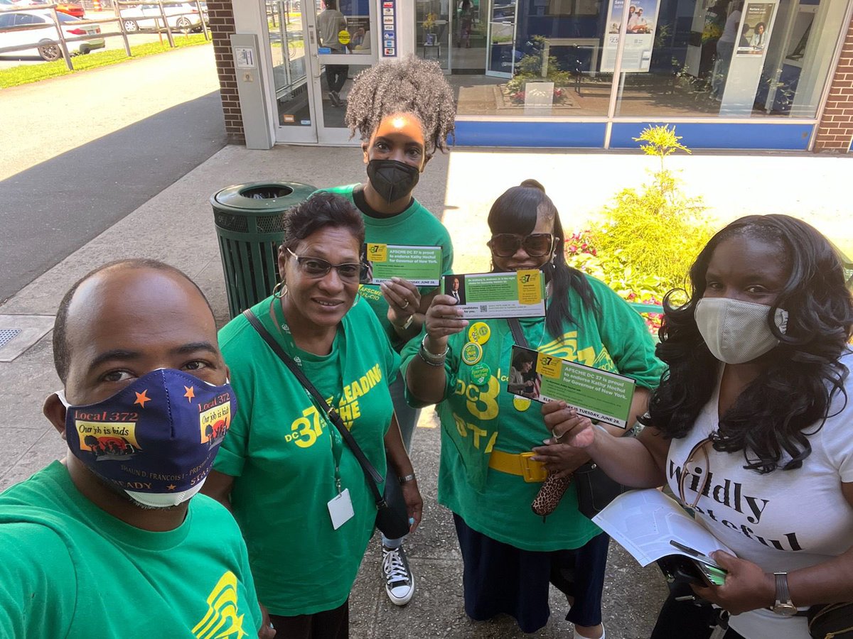DC37nyc's tweet photo. ✊ DC 37 is in the field today doorknocking across the city for candidates who support workers, our families and our rights. Check out who we’ve endorsed in your area here: https://t.co/3aeCli1Yhq

Tuesday is Primary Election Day! Get out the vote! 🗳 https://t.co/0pQ0sY3r0P