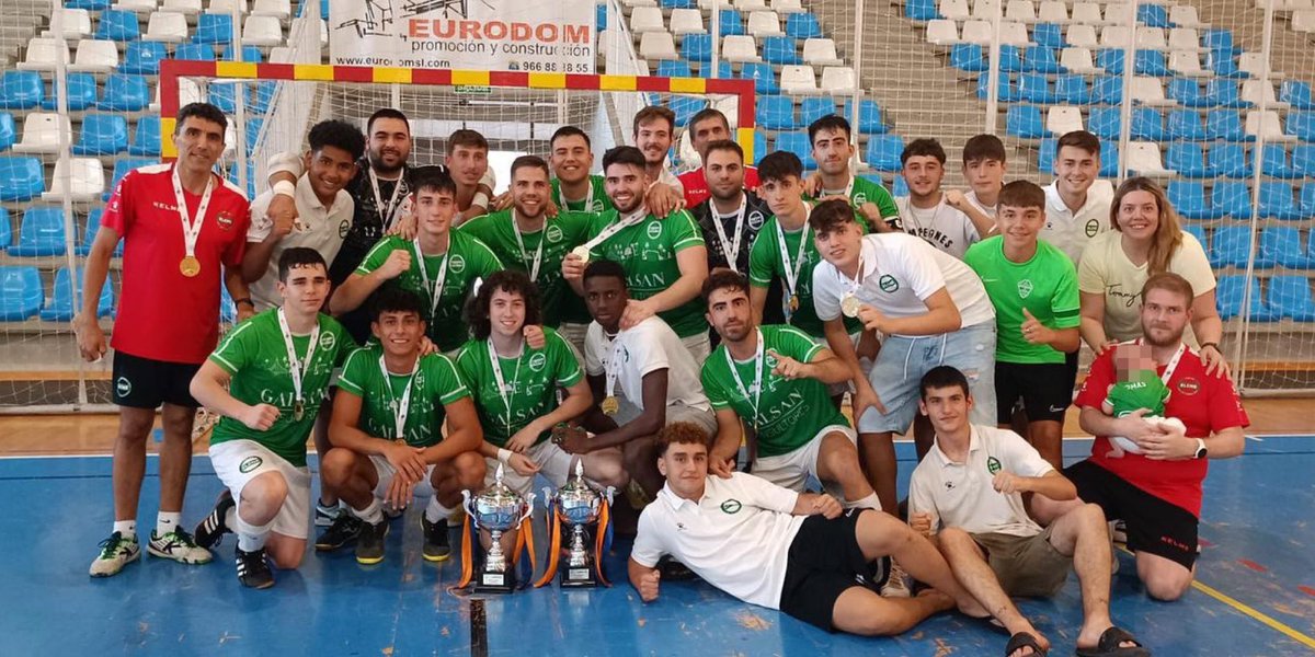 🏆🏆 𝐅𝐚𝐦𝐢𝐥𝐢𝐚 💚🤍