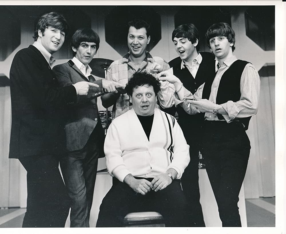 RealGilbertACP's tweet photo. #GGACP #GlobalBeatlesDay @Franksantopadre @RealGilbert #HelloDere! https://t.co/FAvtN3ER8W