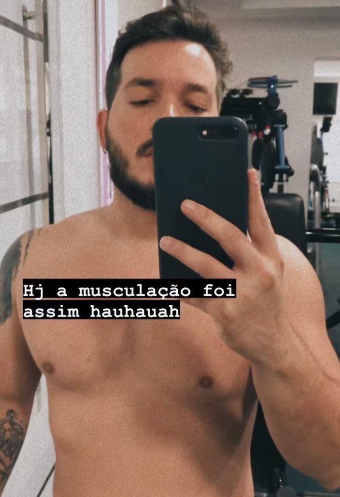 marcelcomfort's tweet photo. marcel training today. 🤎👟 https://t.co/Vin3p9EAW0