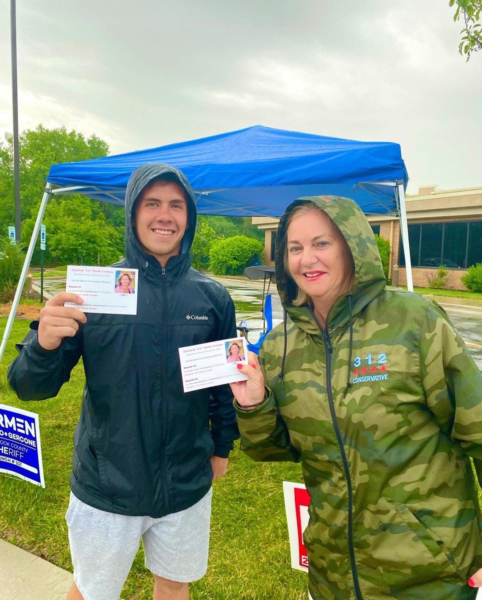 LizGorman's tweet photo. 1st rainy day thank you @the312conserva1 for this jacket! 

Beautiful Election Day forecasted Tuesday, June 28th, so no excuse not to vote. I hope to see you there. 

VOTE Elizabeth “Liz” Doody Gorman for Cook County Commissioner &amp; Orland Township Republican Committeeman! 🇺🇸 https://t.co/2oGnB7UcC3