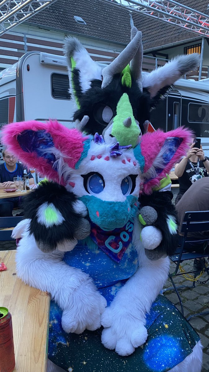 ShishaSheppy's tweet photo. Enjoying #SHEBBNHOUSE party to the fullest (ᵔᴥᵔ) @TalesOfSuzu @Asgra @silver_jaybird @feranoxa #CologneAreaGermany https://t.co/dzSV9RZQXR