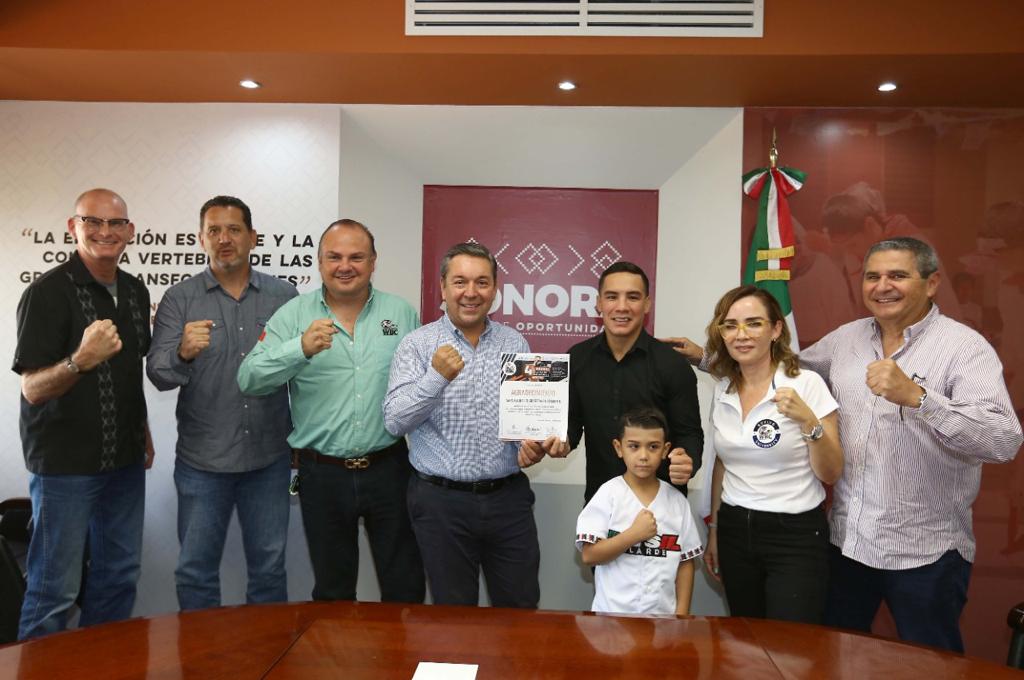 gobiernosonora's tweet photo. @SECSonora y @WbcUniversityof busca sumar esfuerzos para brindarles a las niñas, niños y adolescentes oportunidades en las escuelas para que a través del arte, cultura y deporte se alejen de las drogas.

En la reunión estuvo el  el campeón mundial de boxeo, @oscarvaldez56 ... https://t.co/CzgcxmXnRh