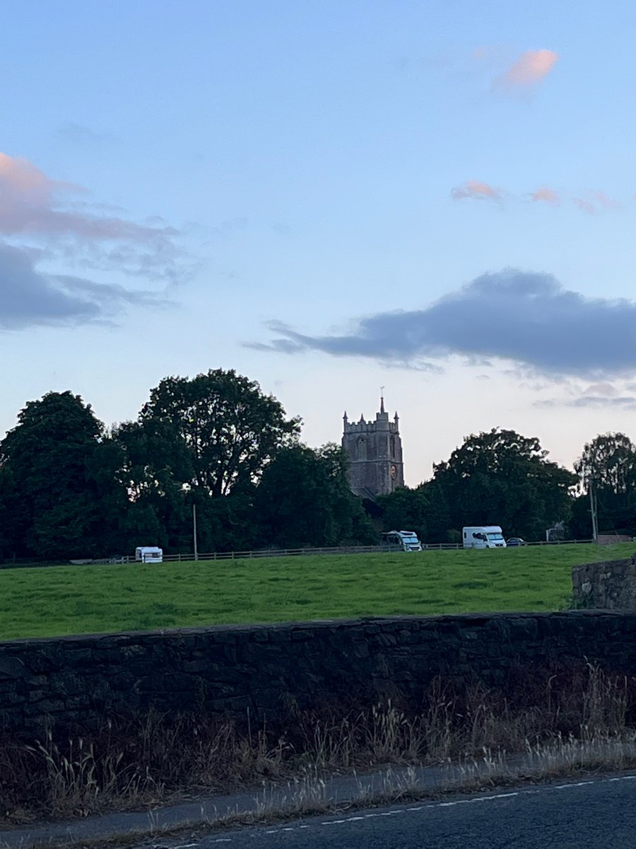 Lovely evening for a spot of Vivaldi and Dove in Long Ashton with <a href="/brphoenixchoir/">Brisphoenixchoir</a>