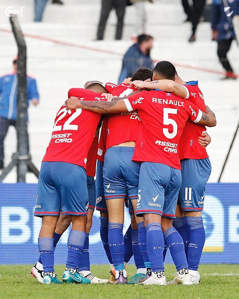 Hoy juega el Decano del Fútbol Uruguayo! 🇳🇱 En el Gran Parque Central  recibimos a Danubio. #VamosBolsoVamos