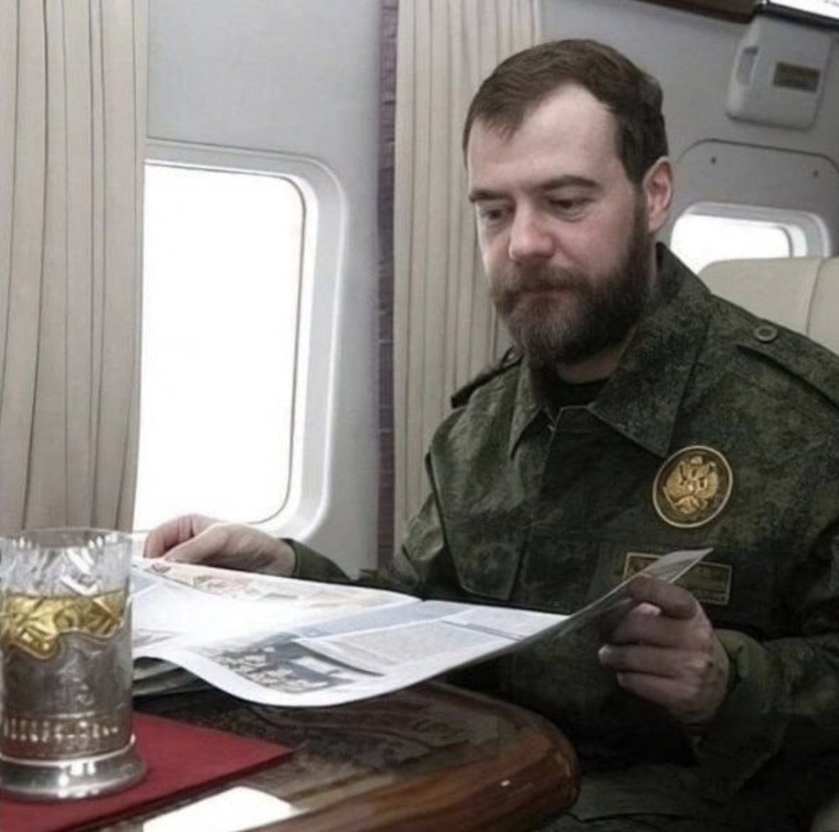 🇷🇺Zar Nicolás II 1917 | 🇷🇺Dmitri Medvédev 2022