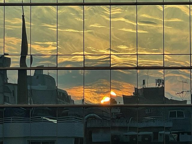 915JN's tweet photo. 일렁이는 해질녘 https://t.co/mGSQ76a5q1
