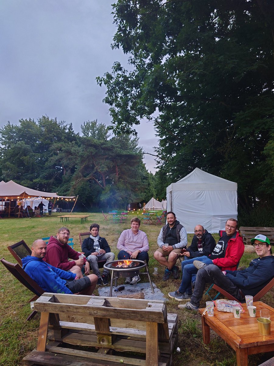Olisail's tweet photo. Après l'effort (et la pluie)... 😍
#TeamAXA #hitw2022 #HITW @AXAJobs_fr https://t.co/X0UTpiNZdF