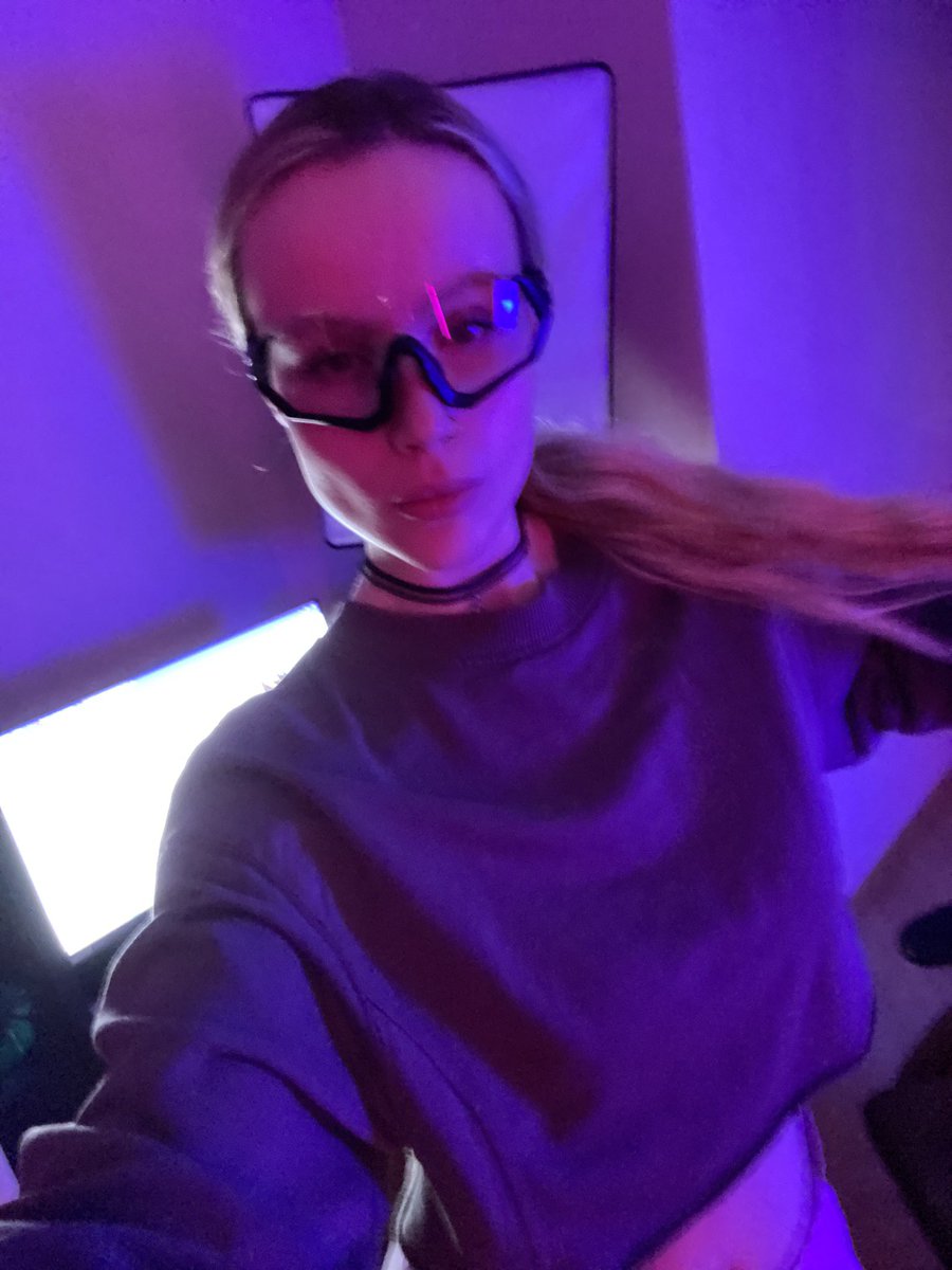 mashmerize_'s tweet photo. Cyber girl 🪅 https://t.co/k37PZ9NR3n