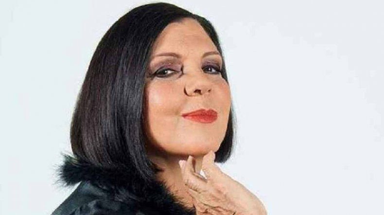 dereckblanco's tweet photo. Actriz @rosarioprieto sufre infarto de corazón la madrugada de este sábado. Su condición es delicada pero estable. La información la dio en su cuenta @instagram la fundación @fundaparkca/ que Dios te proteja y estabilice pronto Rosario. 🙏🏼 https://t.co/1mt1tL6NxQ