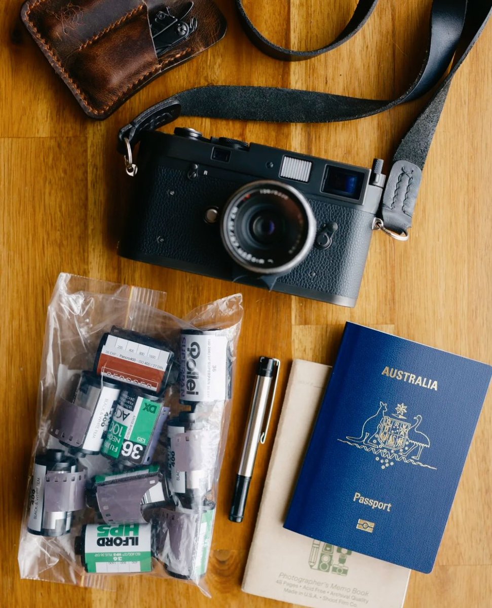 TAPandDYE's tweet photo. Travel essentials. Never leave home without them, especially the leica, when it's outfitted with a stealthy classic wide strap in black chromexcel 😎

📸: @PushingFilm https://t.co/WQ5cnX7g0e