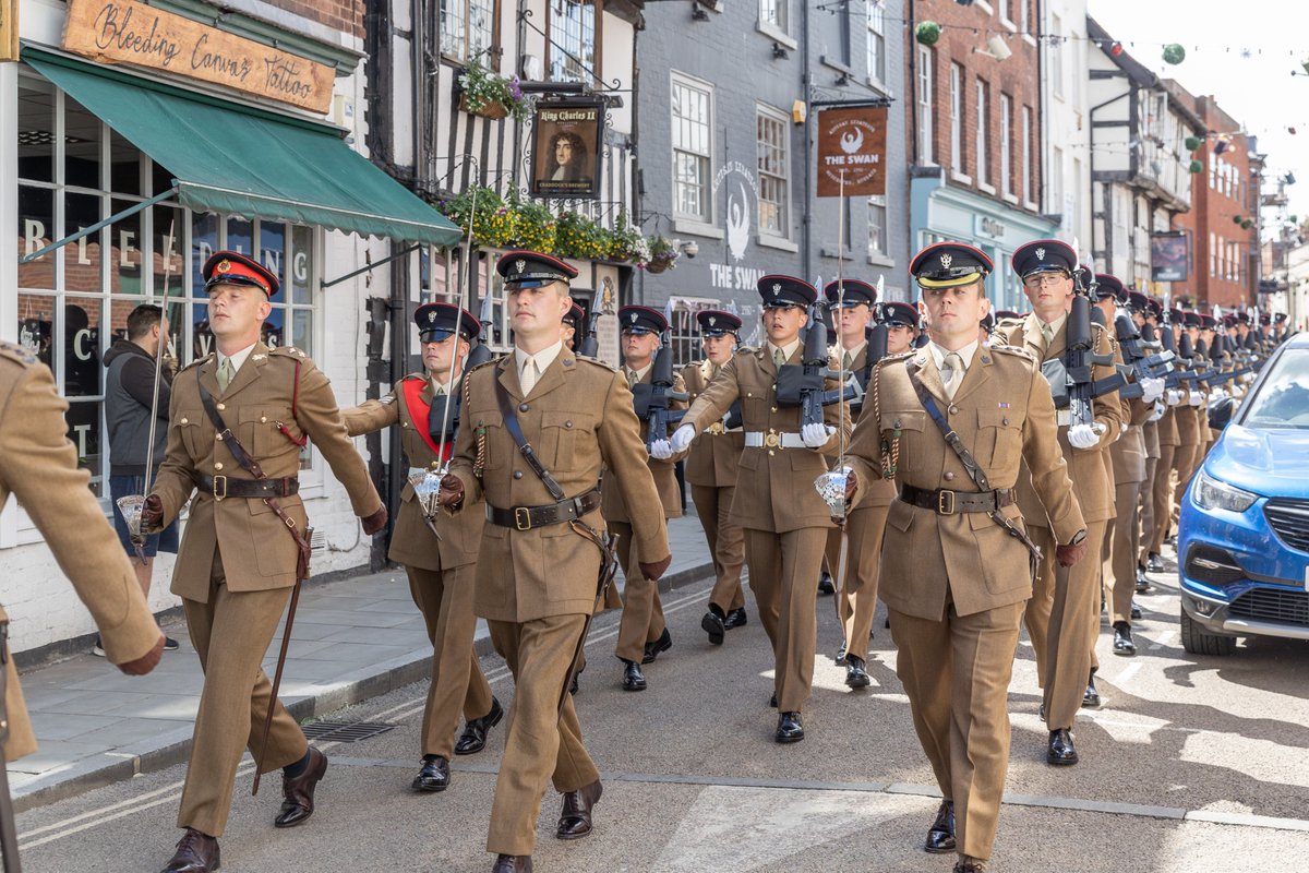 myworcester's tweet photo. Worcester city centre this morning where the 2nd Battalion, The @MercianRegiment , which was given the freedom of the city in 2007, marched through the streets of Worcester for @ArmedForcesDay. https://t.co/cGJBmCD7t3