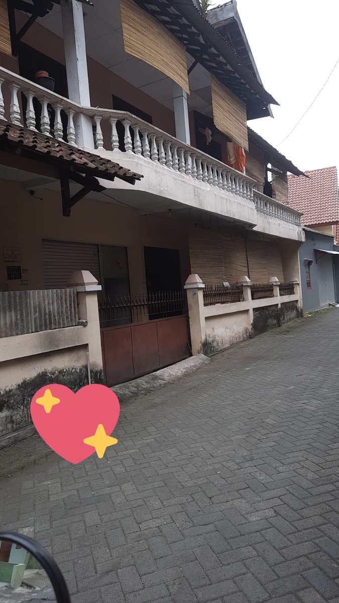 ernesiaa's tweet photo. Quick visit to this very legend building (1) https://t.co/jmuz32nf8C