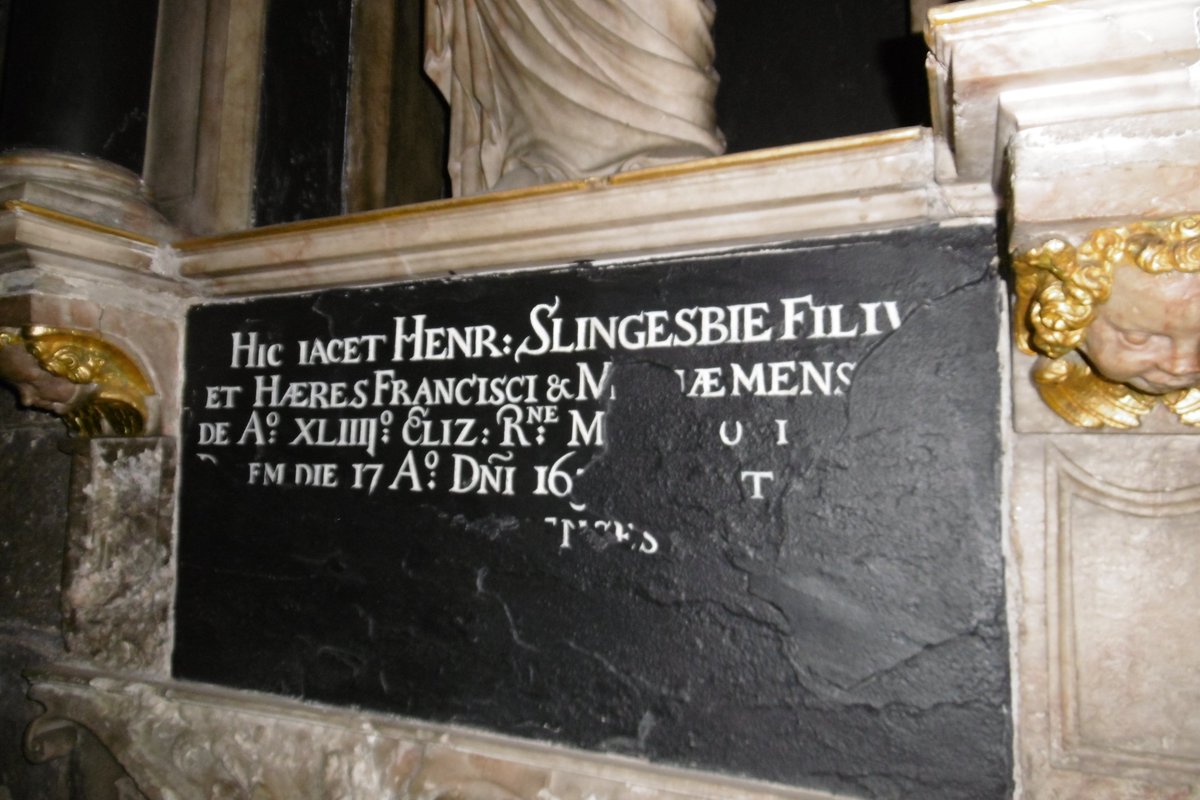 5thLackey's tweet photo. #Knaresborough #StJohn memorial to #SirHenrySlingsby d1634 by #WilliamWright of Charing Cross. According to #Pevsner the loss of both the angel with trumpet & the inscription Venite ad Judicium blurs the symbolism of a resurrection come the #LastJudgement https://t.co/M6cuxrHW5u