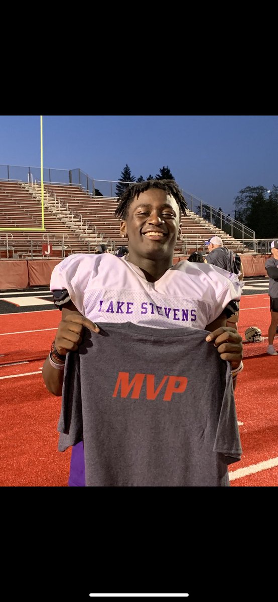 Had a great time these past 4 days at EWU team camp, winning Friday night lights and the wide receiver mvp thank you <a href="/EWUFootball/">EWU Football 🏈</a> for a great camp and hospitality‼️‼️ <a href="/CoachGHardin/">Greg Hardin</a> <a href="/CoachWesNurse/">Wes Nurse</a> <a href="/RylandSpencer/">Ryland Spencer™</a> <a href="/LSHSVikingsFTB/">Lake Stevens HS Football</a> <a href="/BrandonHuffman/">Brandon Huffman</a>