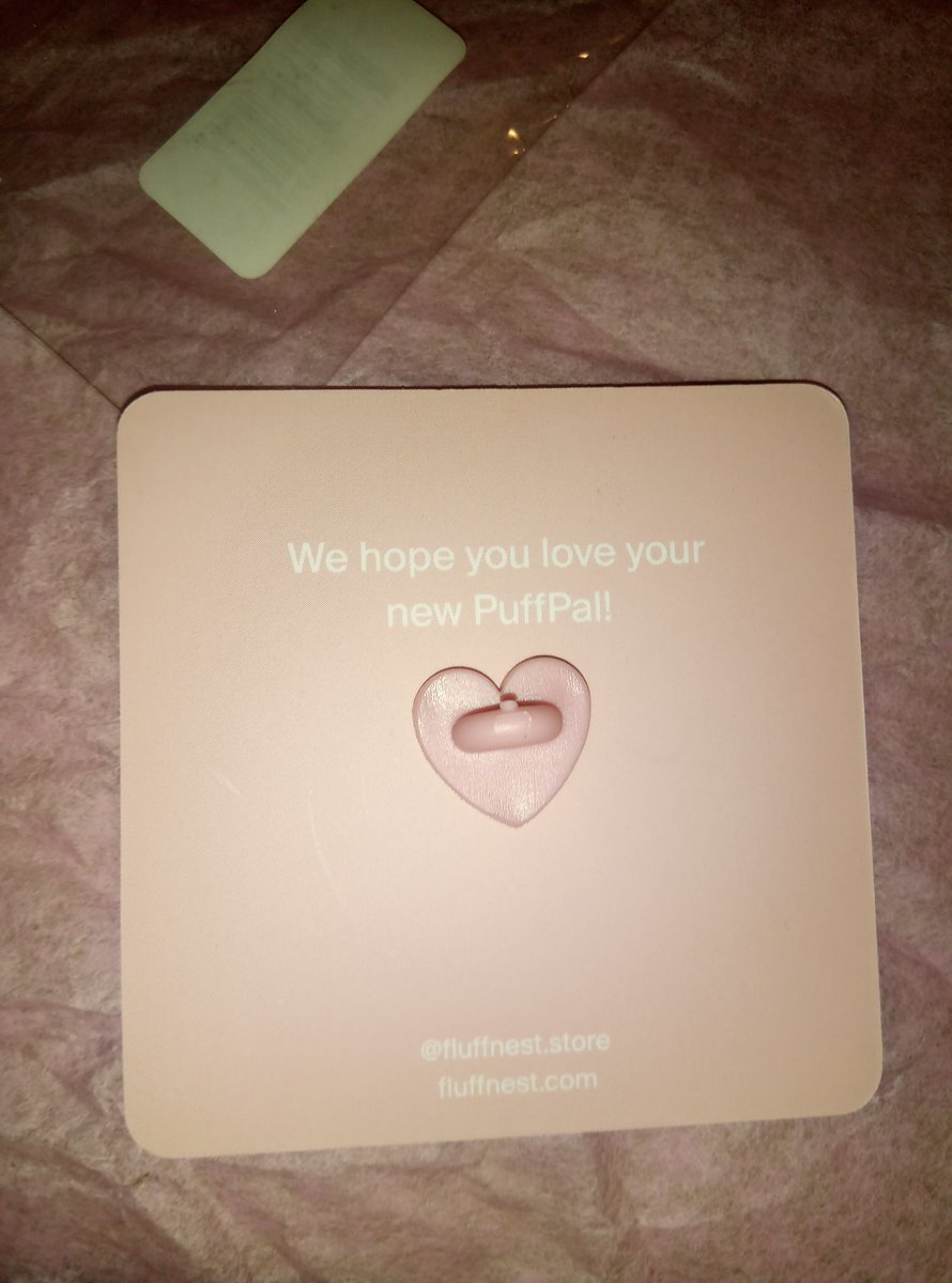 Flitterkriz's tweet image. Took photos of Murphy, Tsuki and Kichi with the nice weather today!
Maybe I should get a cam and take more and propper once? Can&apos;t wait to get more #puffpals so the fun can really begin! This #plushys you can by from @fluffnest