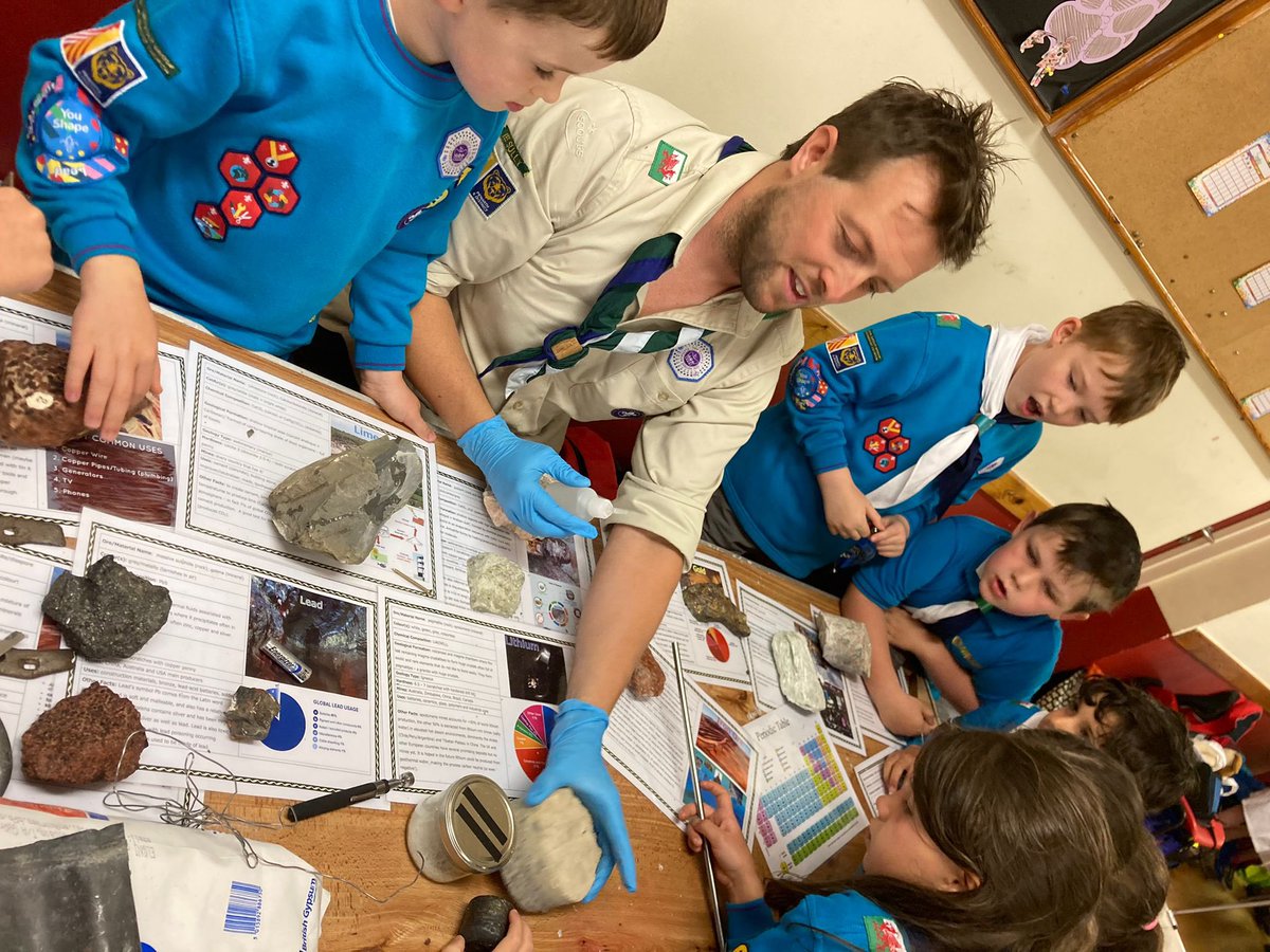 Today Beavers from around the district came together to complete there photographer and experiment badge with help from <a href="/MadScienceWales/">Mad Science SW</a>