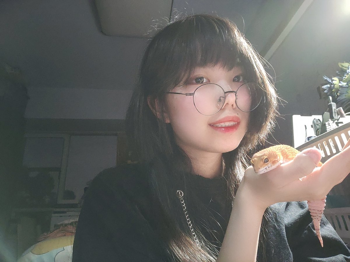 superbigidler's tweet photo. 碎片 https://t.co/Vn1wForxPZ